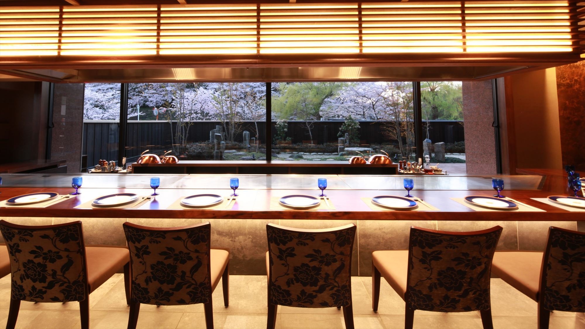 マタニティーママをおもてなし★最大22時間ステイ★ご夕食は特別空間で鉄板料理を味わうーセゾンコースー
