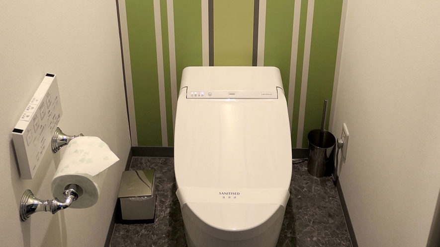 203 Standard Double toilet