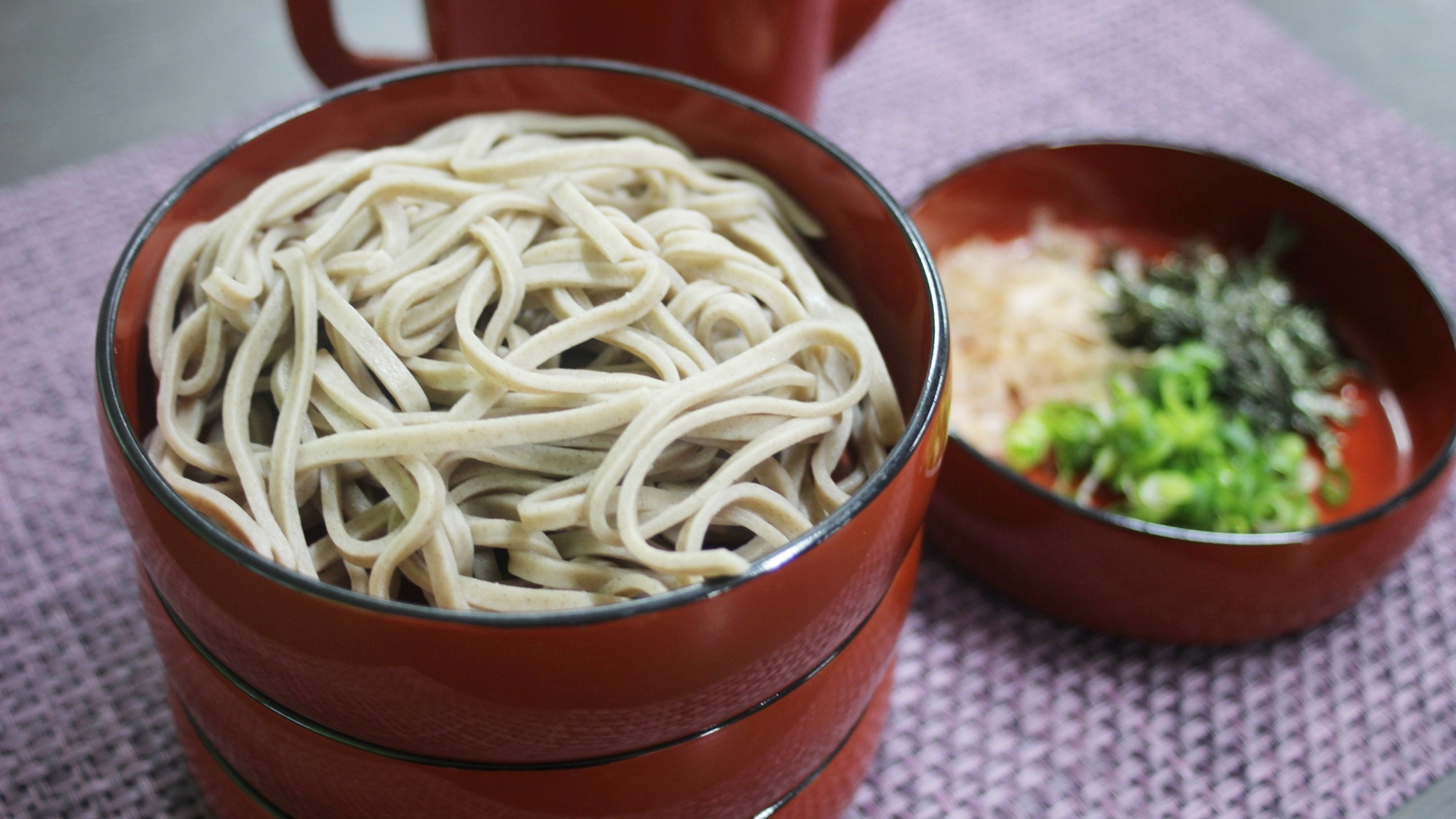 【一泊朝食付】健康的な朝ご飯で一日の活力を♪地産地消の和朝食と温泉を堪能！