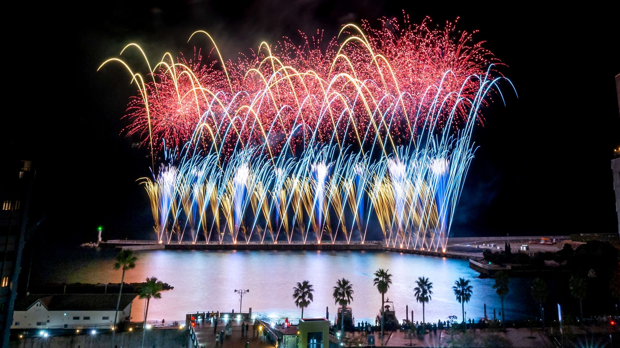 【2026年　熱海花火大会】当館屋上 または 特別観覧席で花火鑑賞プラン【朝夕お部屋食】