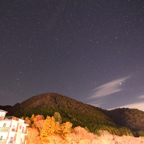 屋上より星空