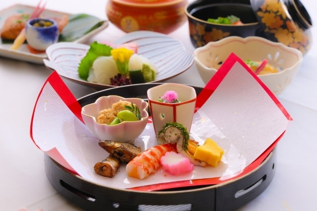 本館(客室風呂付)指定《マタニティプラン》《朝夕部屋食》安産お守り＆チェックアウト11時等【5特典付