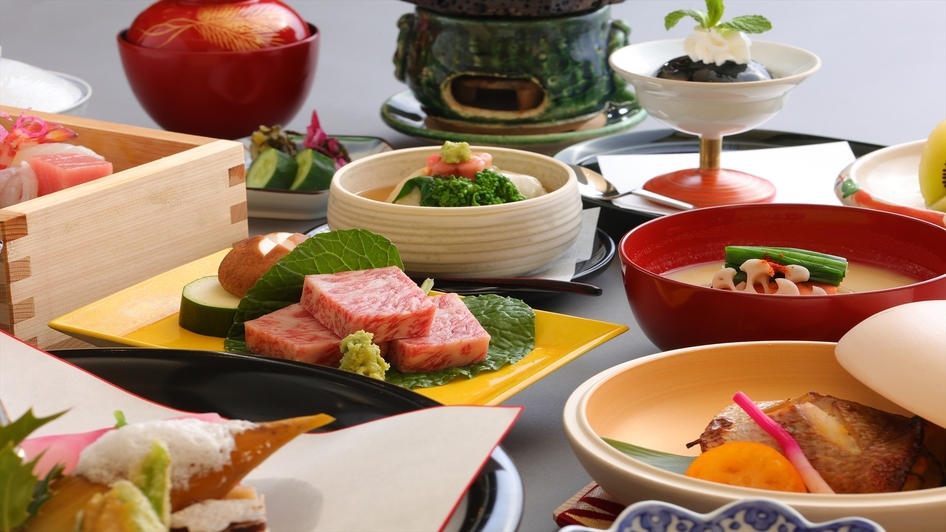 【食でめぐる奈良】鹿鳴山荘(客室風呂付）指定《朝夕部屋食》板長の技光る「 特別会席」プラン