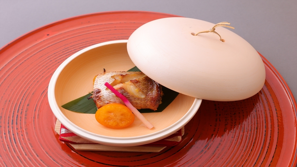 【食でめぐる奈良】本館(風呂付）指定《朝夕部屋食》自慢の「グレードUP会席」(本館基本会席）プラン