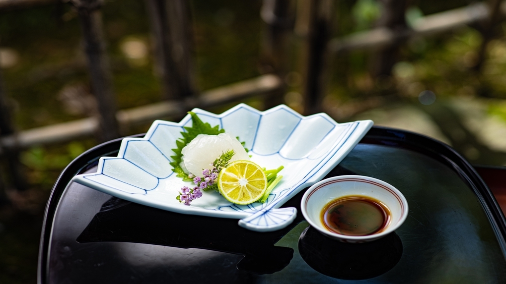 【食でめぐる奈良】本館(風呂付）指定《朝夕部屋食》自慢の「グレードUP会席」(本館基本会席）プラン