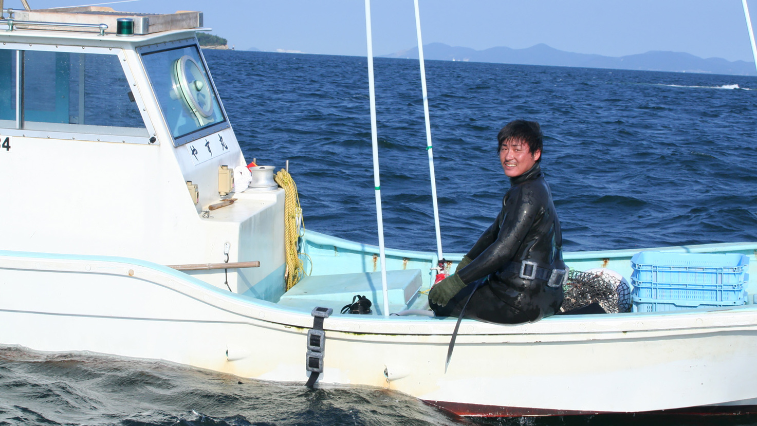 【主人一押し●グレードアップ】＜海の幸尽くし＞その日獲れた新鮮魚介類！お料理充実♪島グルメを堪能