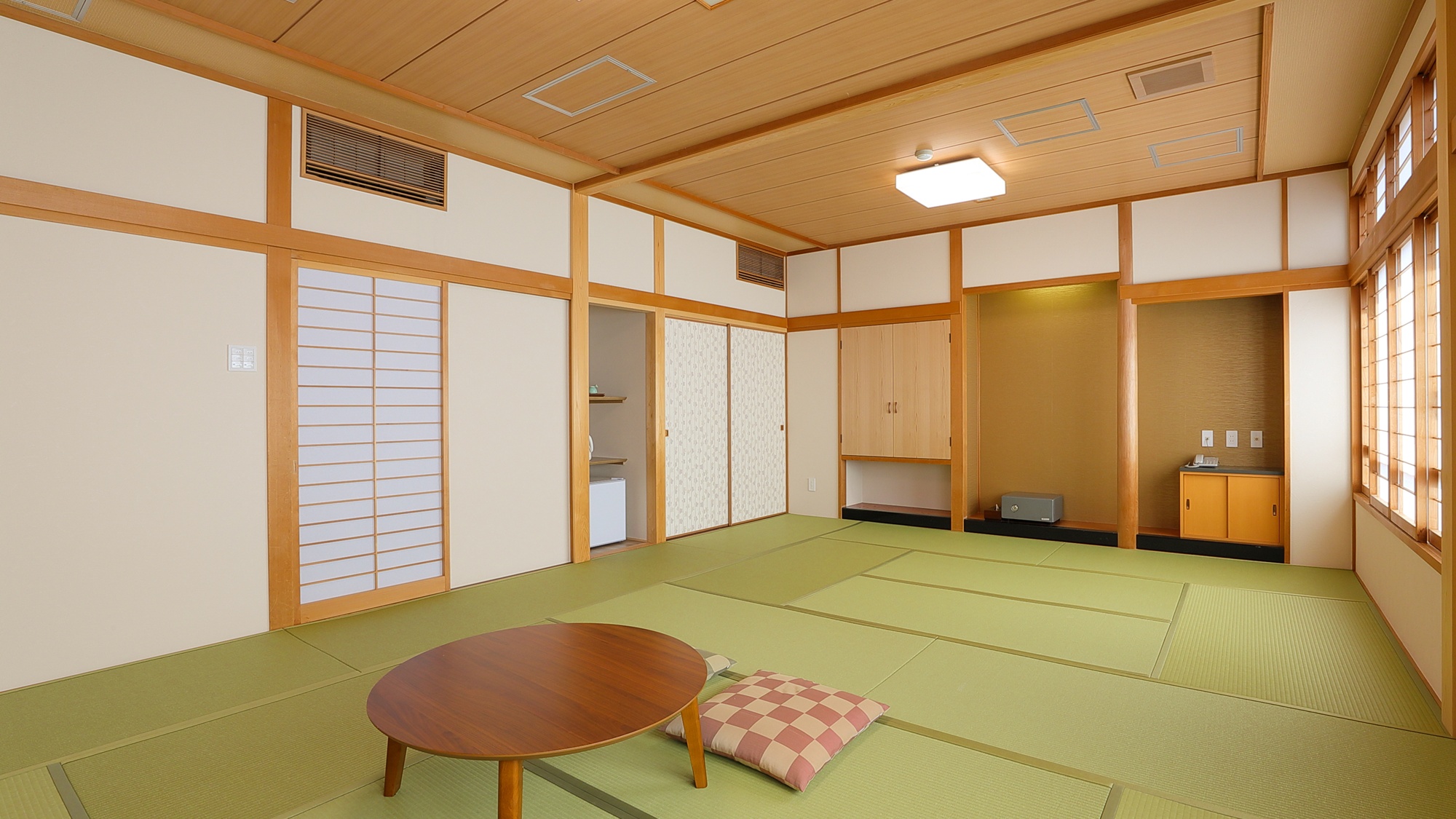 ＊和室18畳（トイレ・独立洗面所）一例