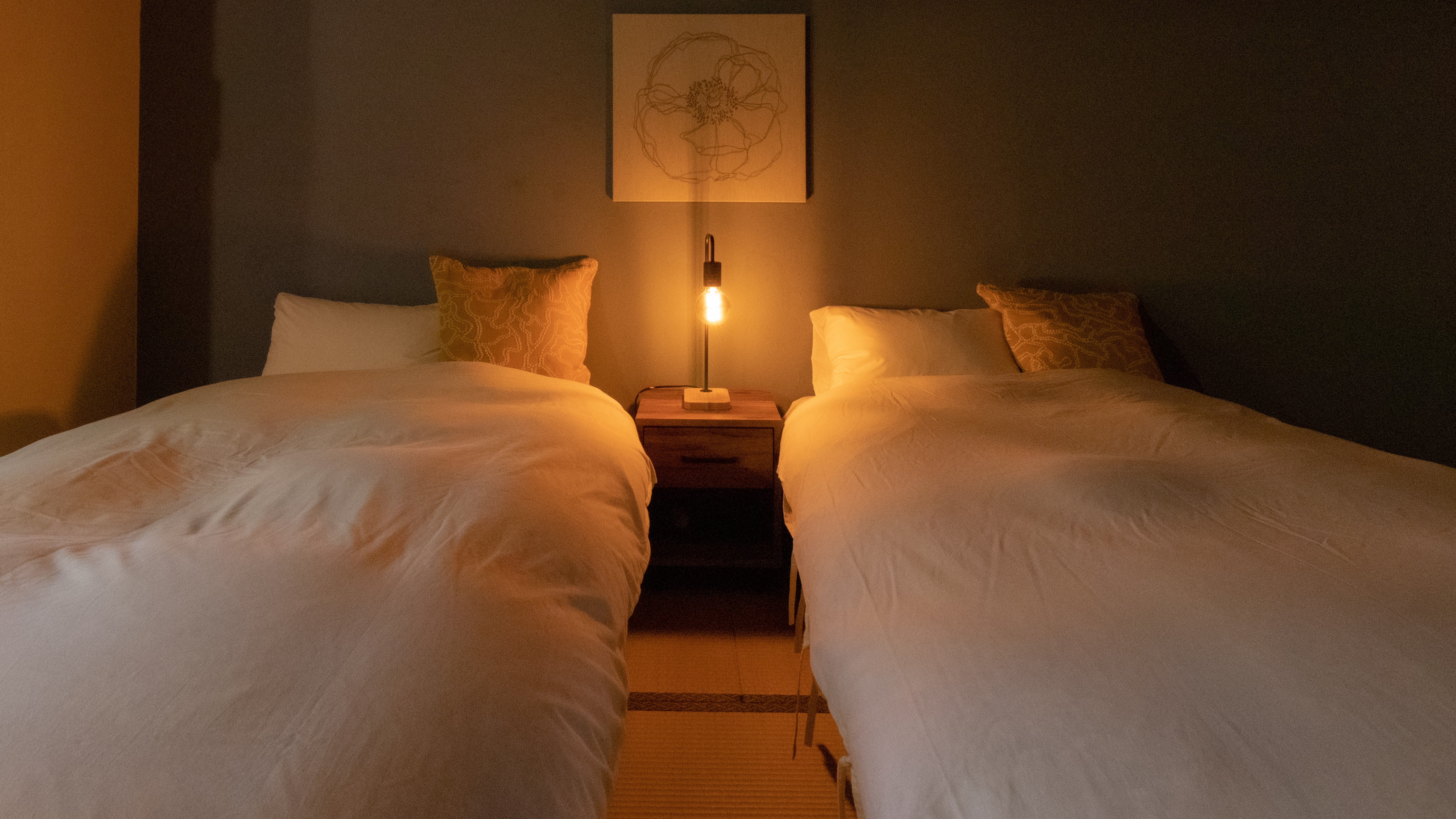 和風ベッドルーム８畳ツイン「錦」