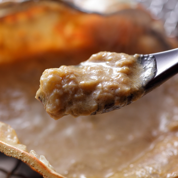 You can also mix it with crab meat, or have it with alcohol as "crab miso"