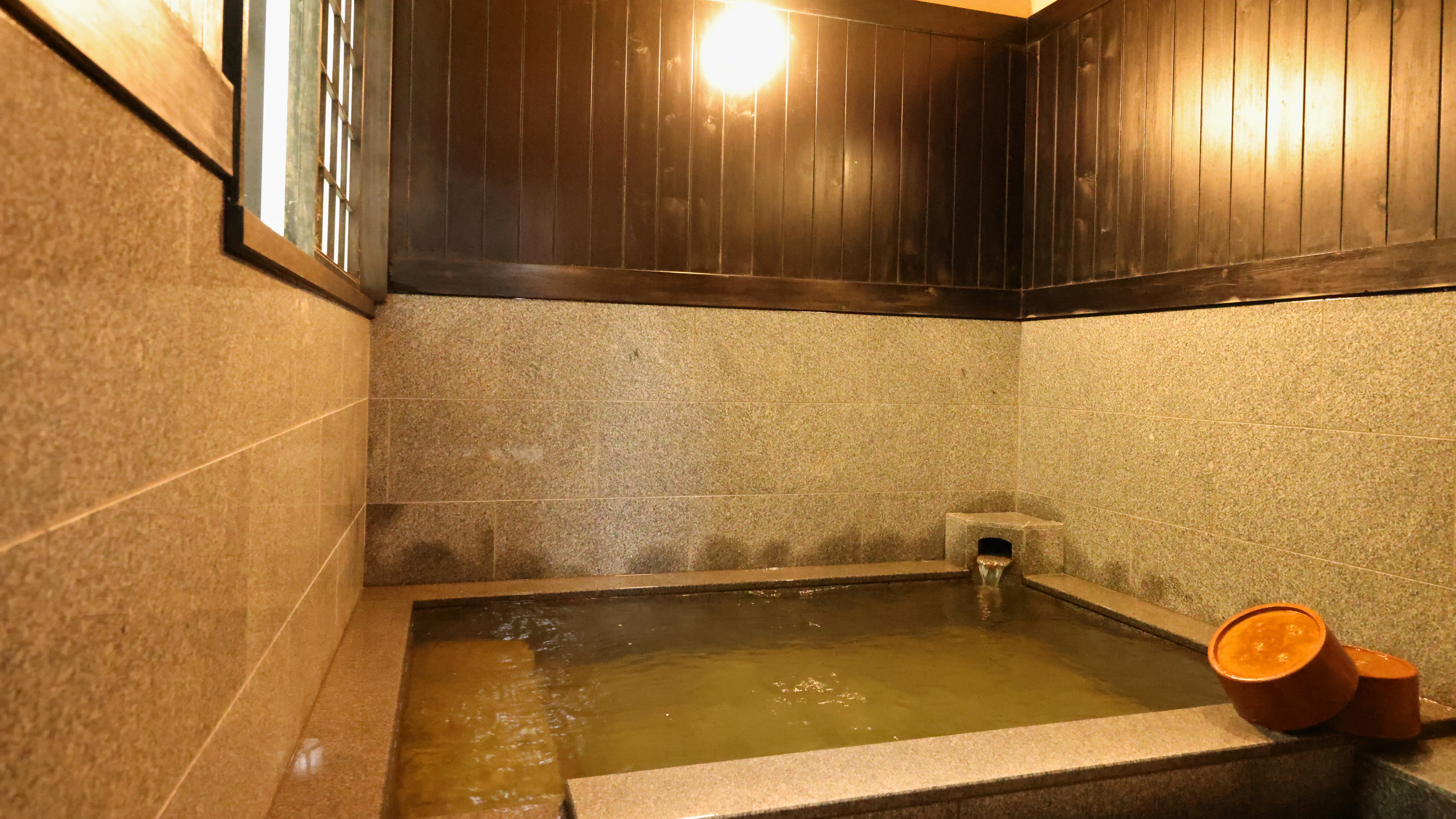 貸切内湯「碧の湯」