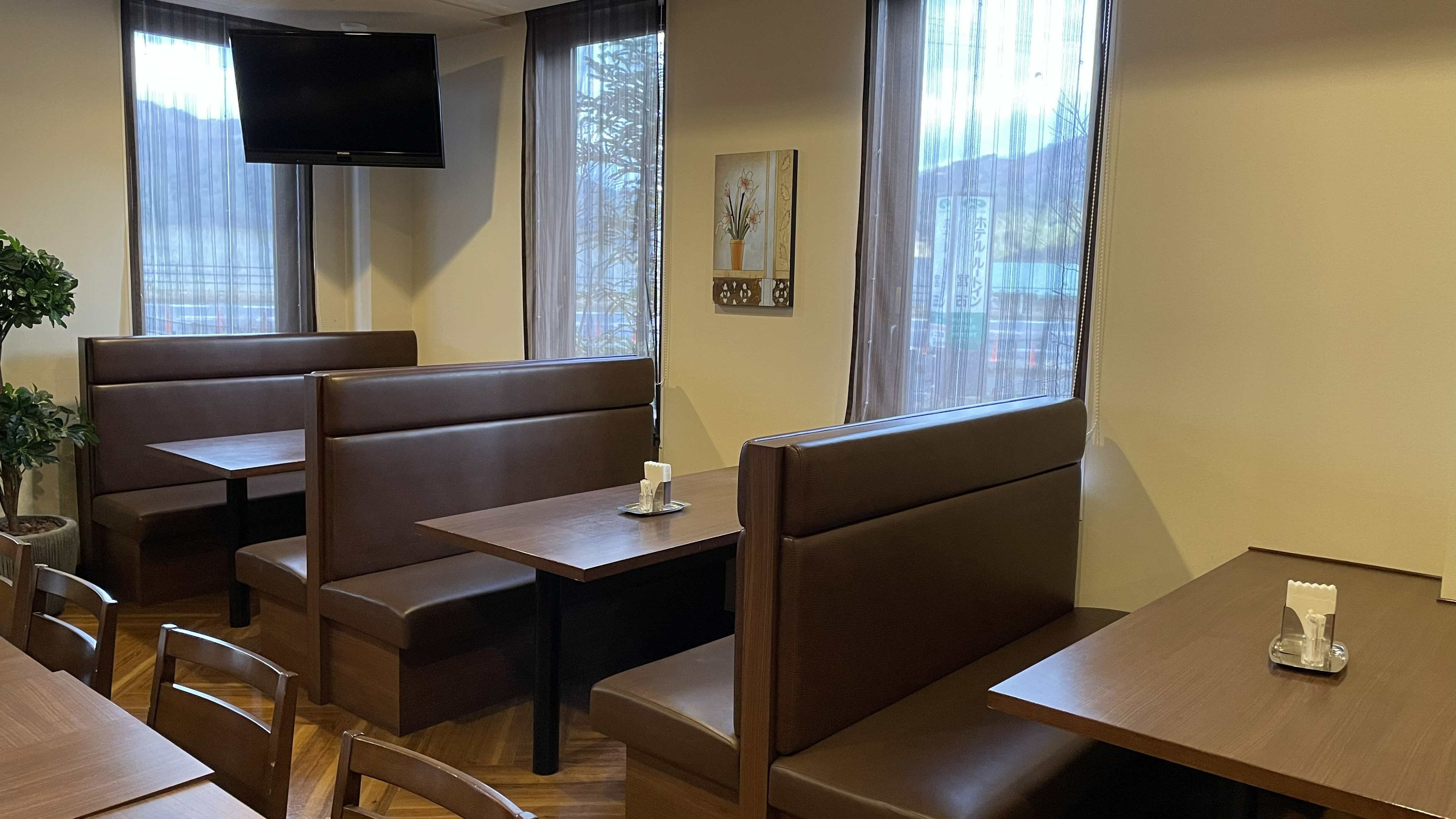 レストラン「花茶屋」