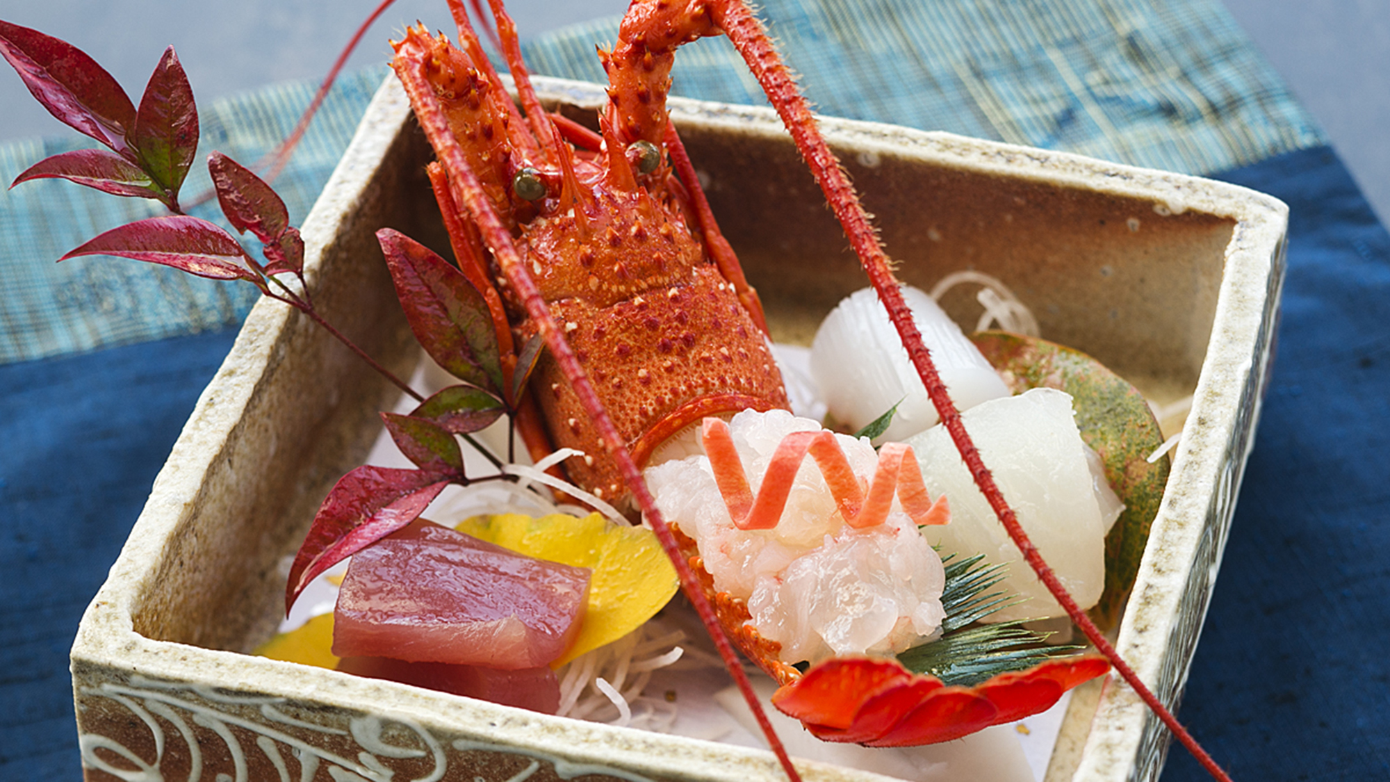 【伊勢海老のお造り】