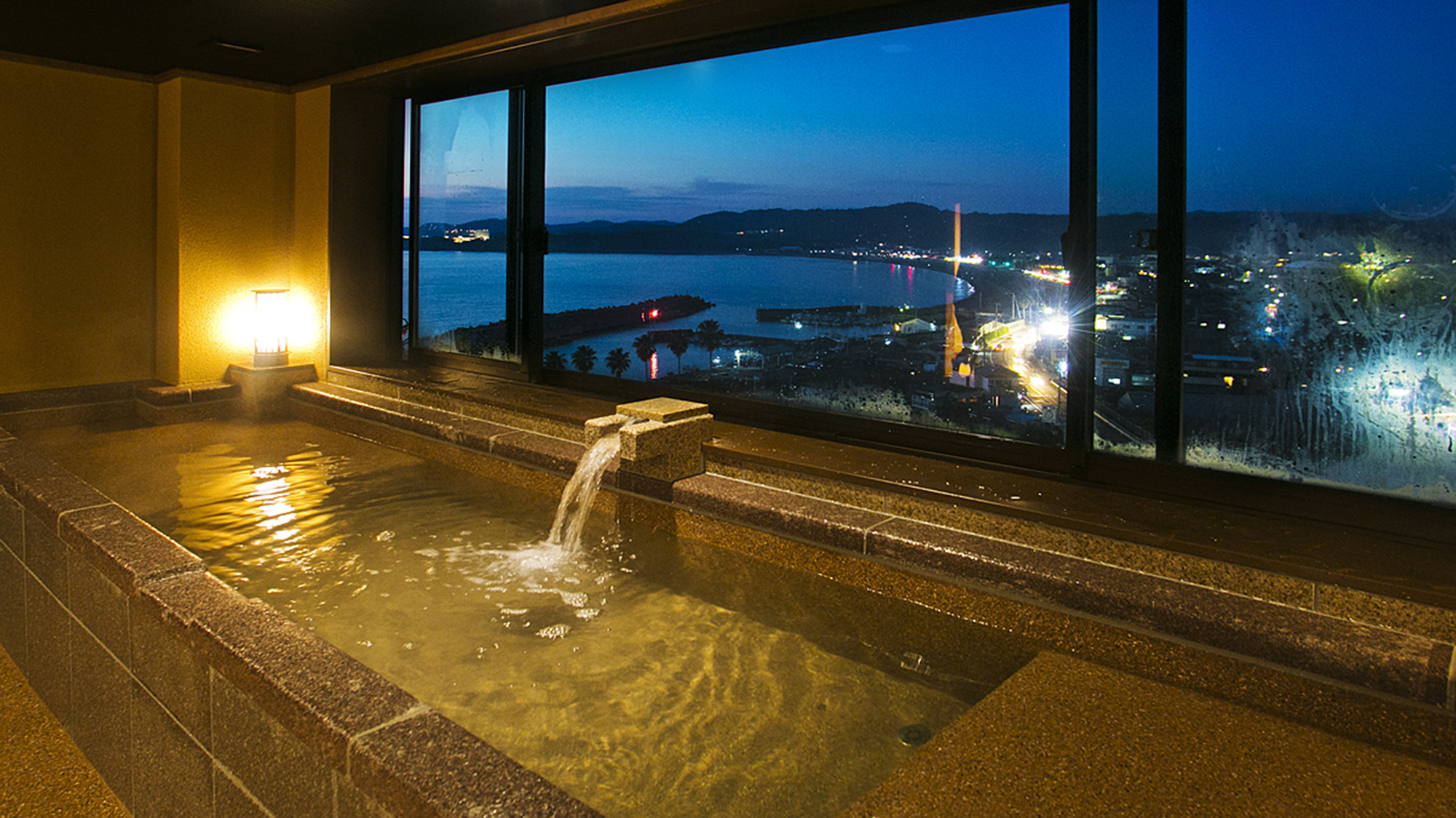 commercial 和歌山県日高郡みなべ町埴田1589-2