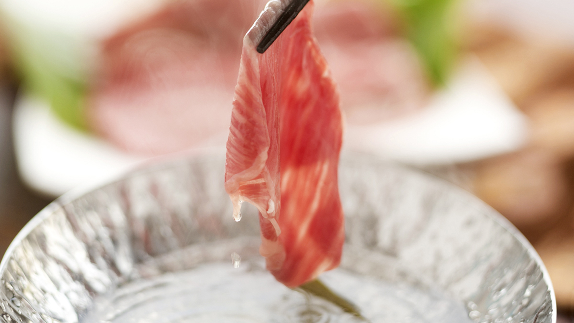 【黒毛和牛のしゃぶしゃぶ】