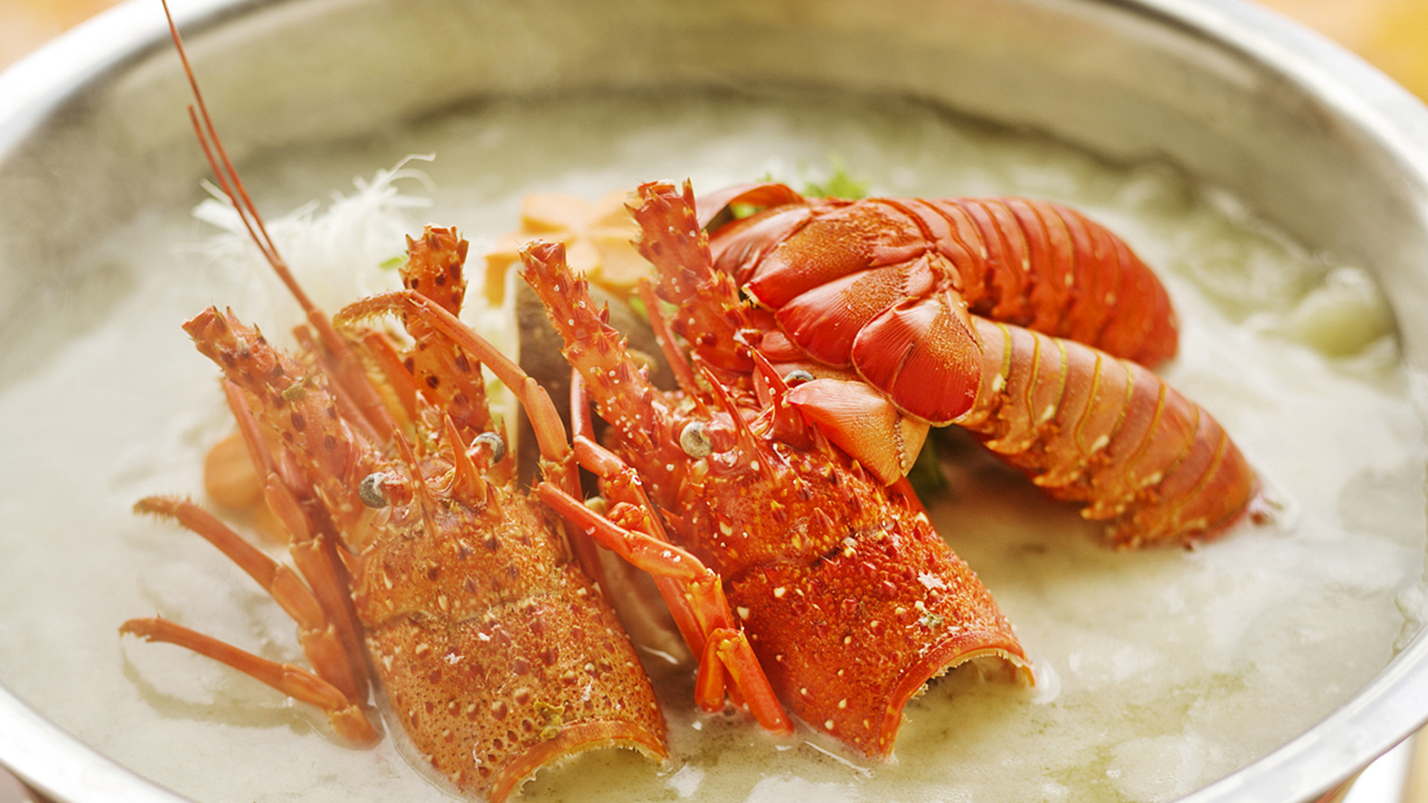 【伊勢海老味噌鍋】