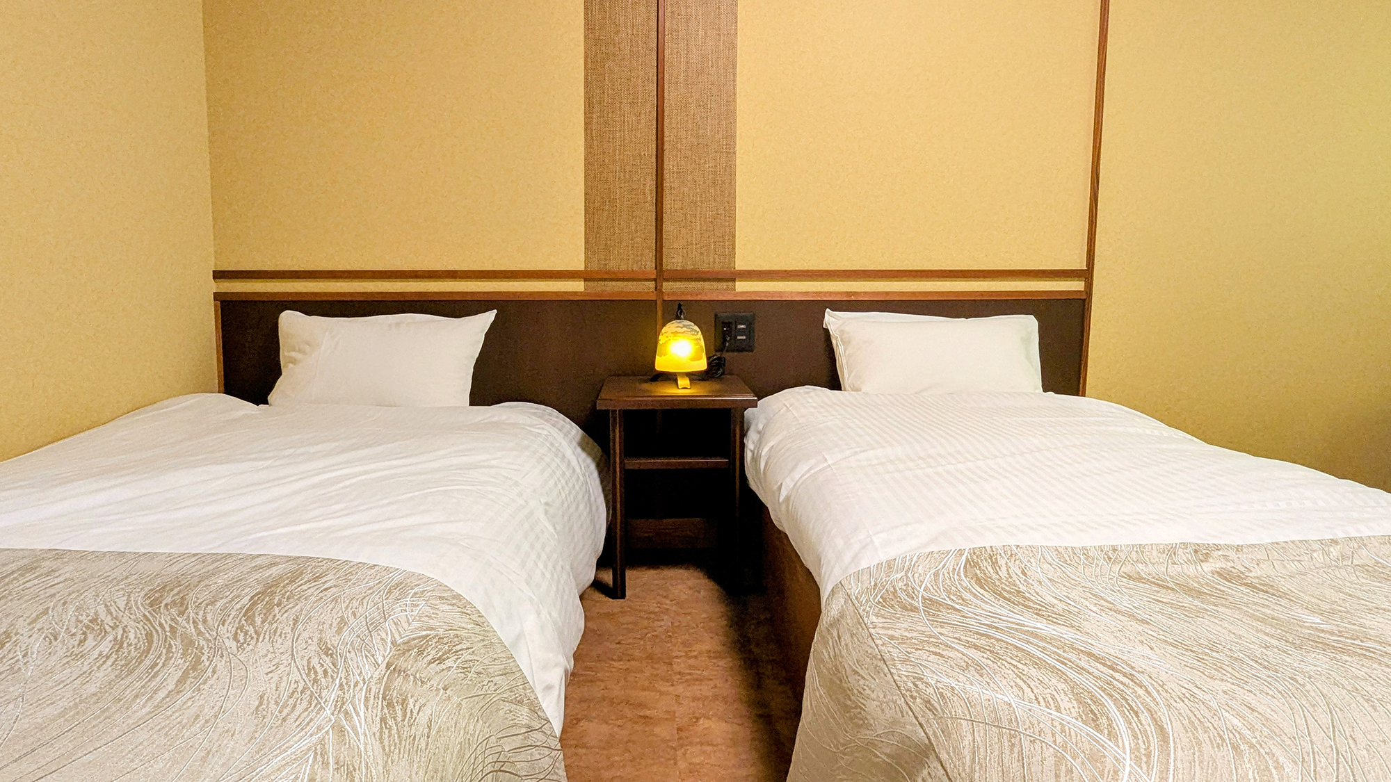 【2025年リニューアル】禁煙デラックスツイン｜ユニットバス