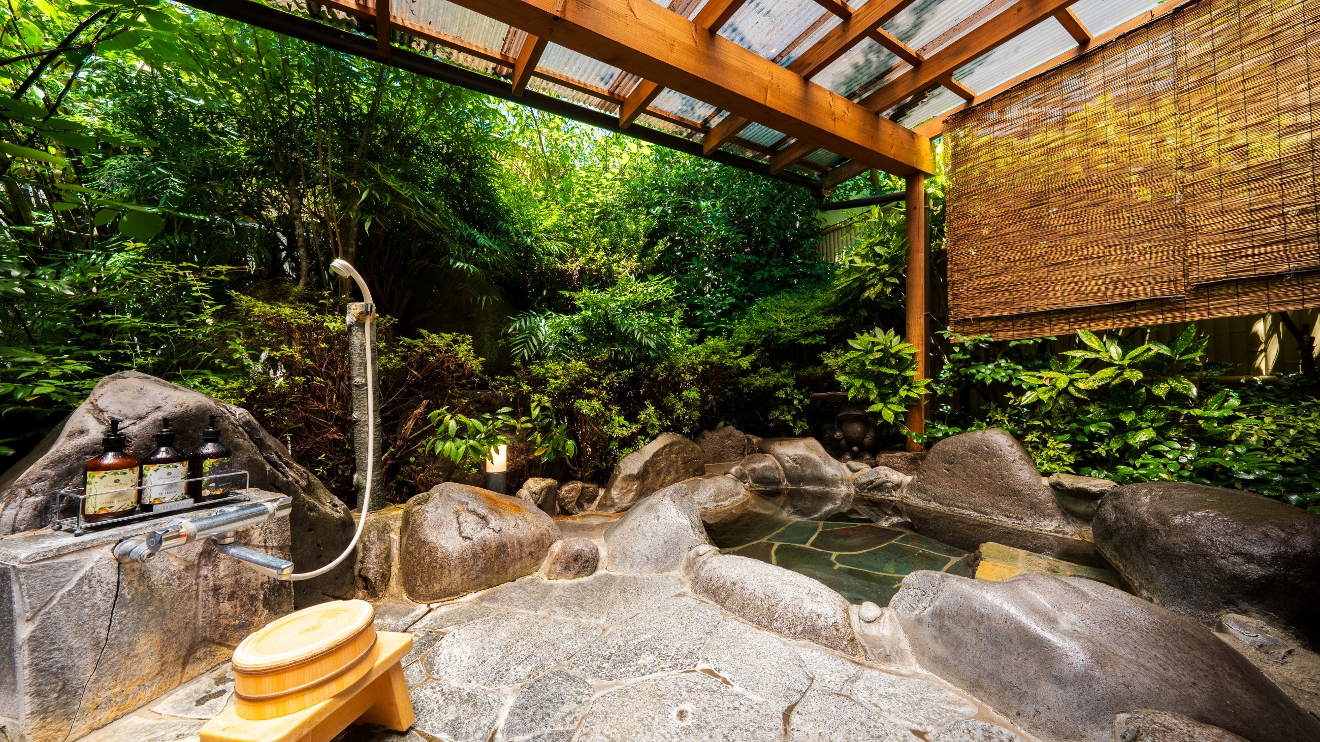 【新棟】露天付離れ2間和室（8畳+8畳）われもこう