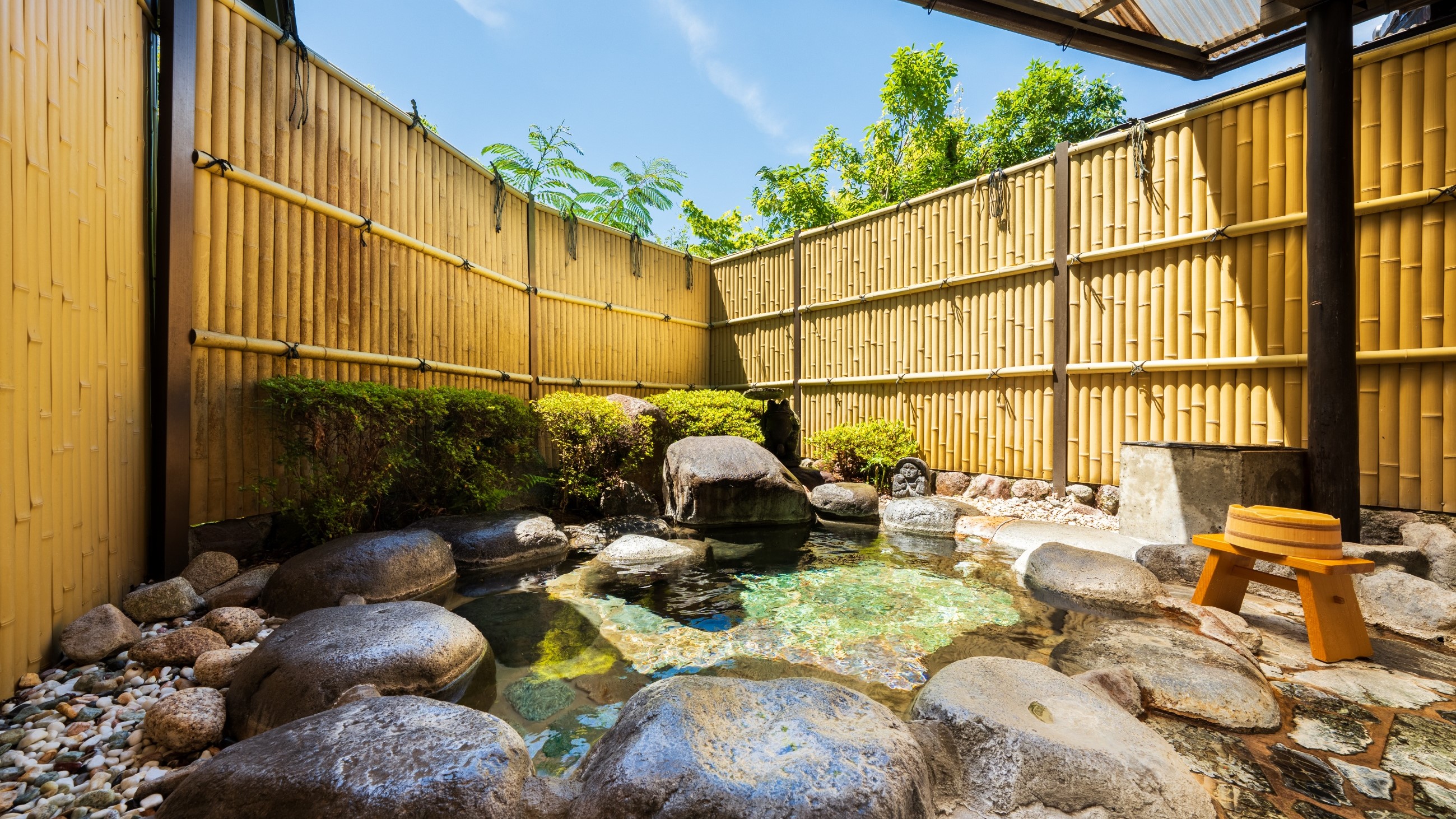 【露天付】スタンダード露天付離れ（8畳）