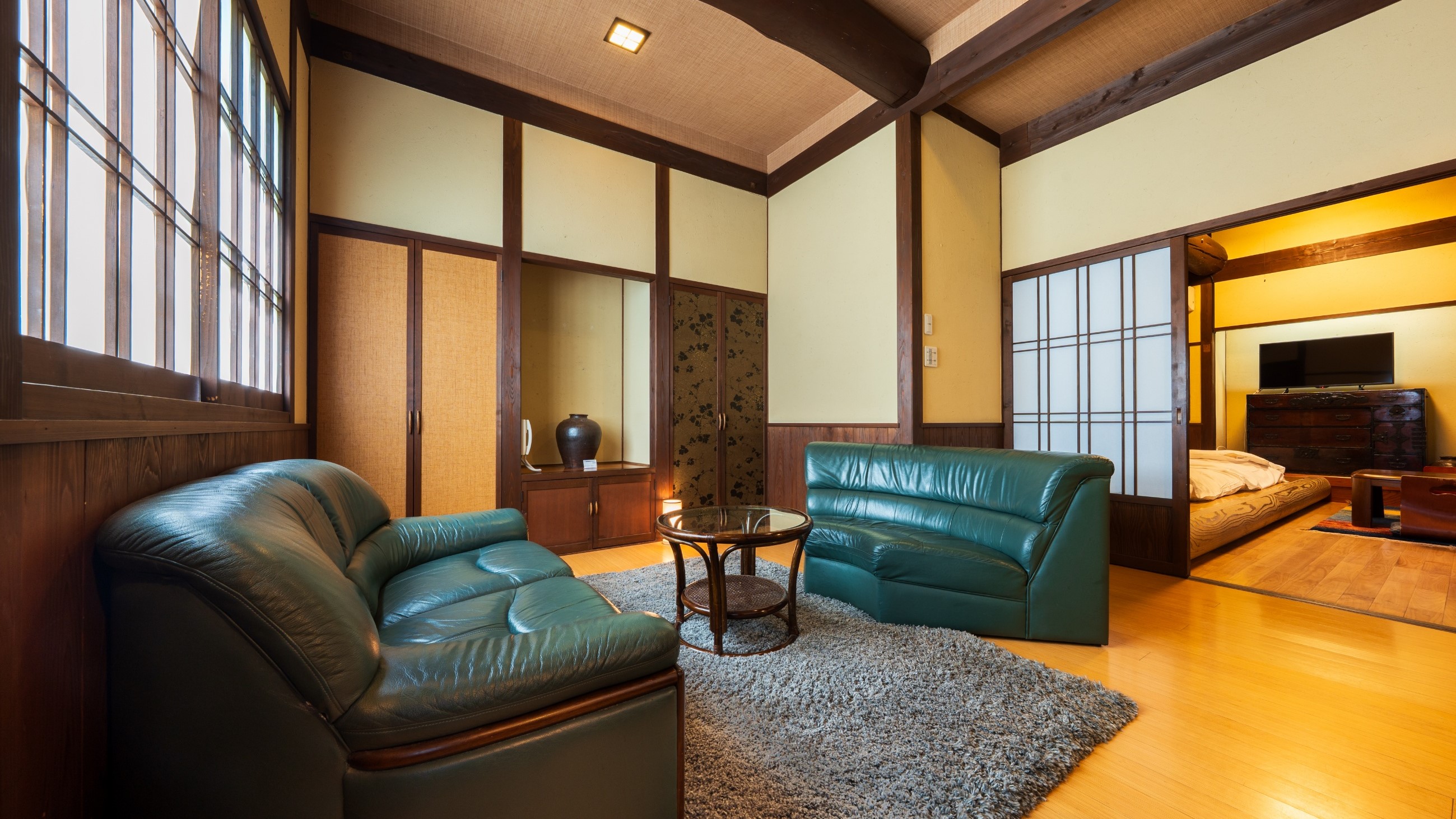 【一戸建て】露天風呂付離れ（16畳）ひまわり