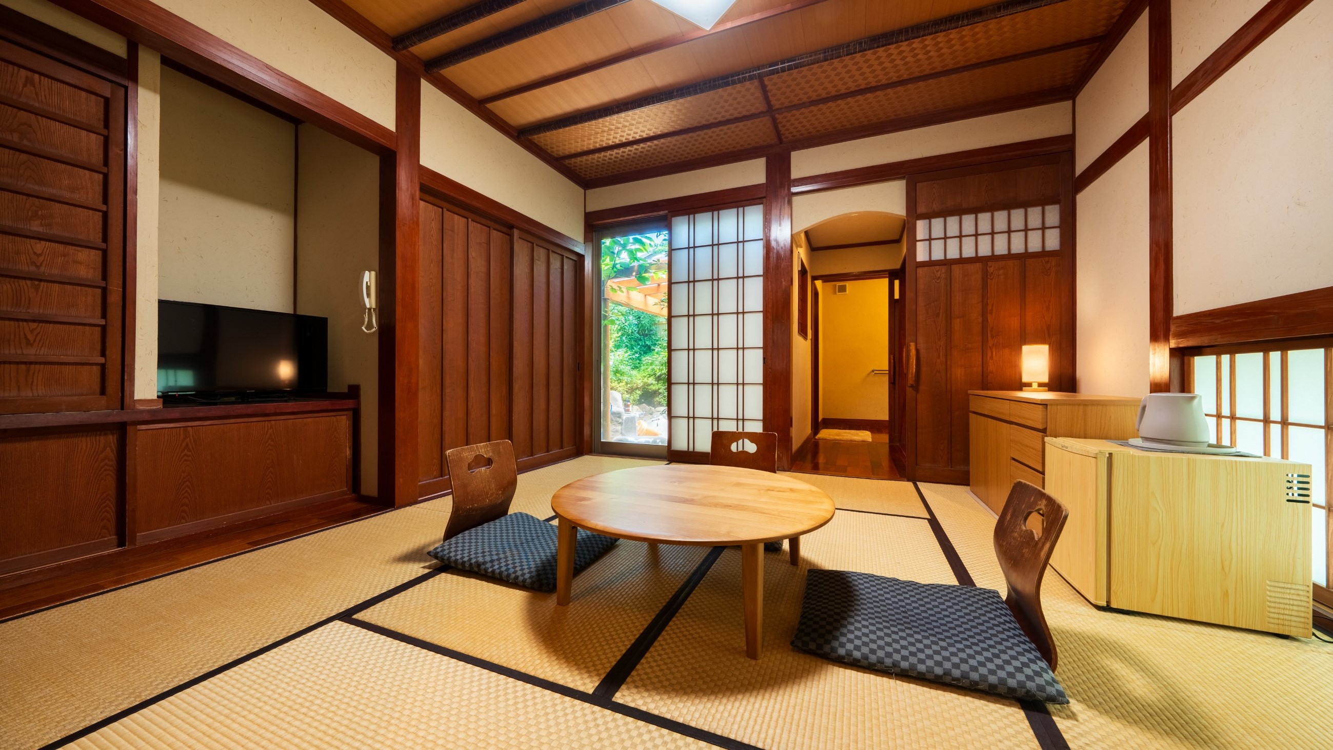 【新棟】露天付離れ2間和室（8畳+8畳）われもこう