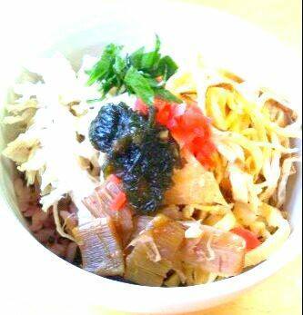 Chicken rice (arrangement) (dinner example)