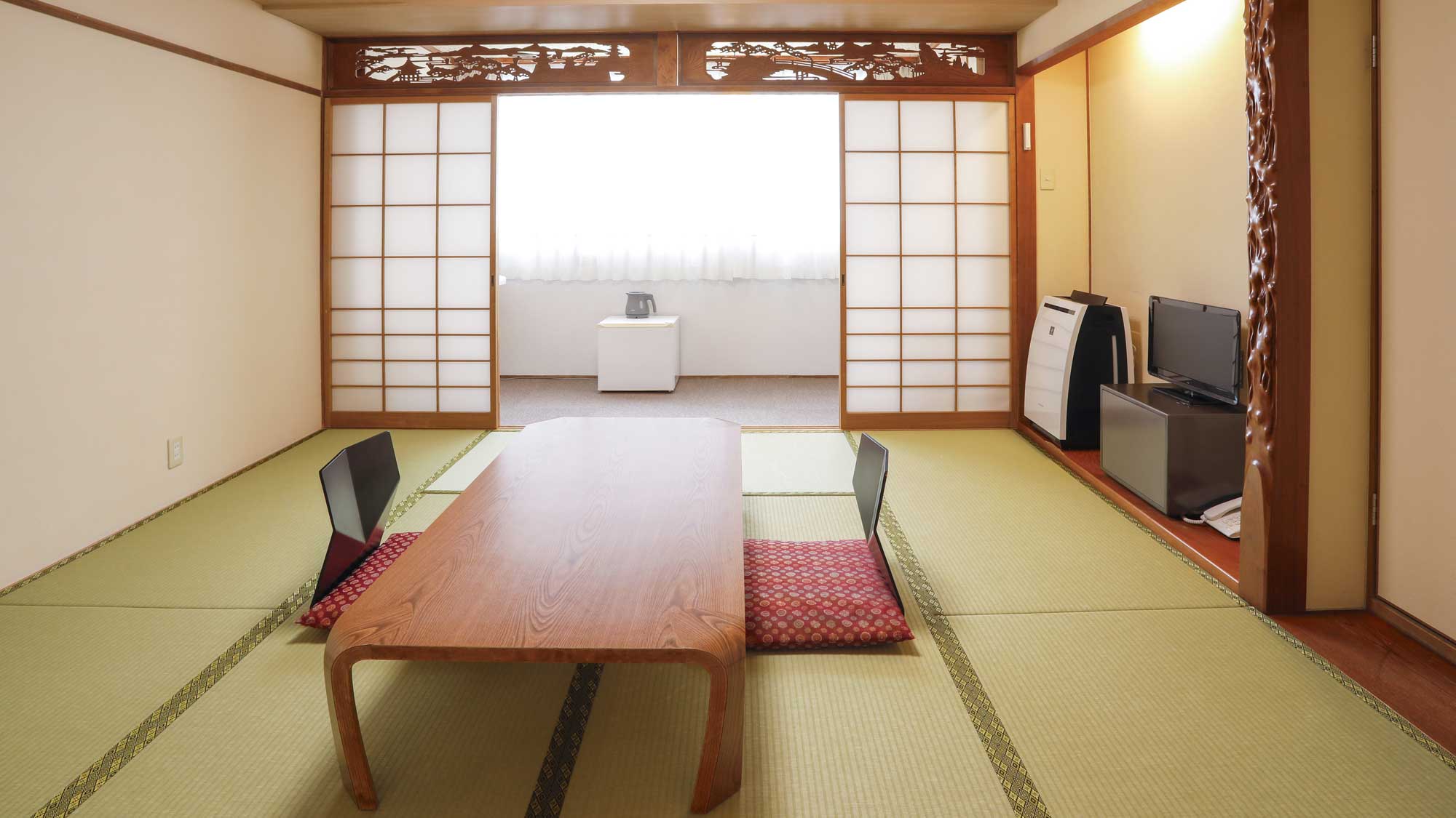 【ひょうご共済会館】客室｜和室8畳