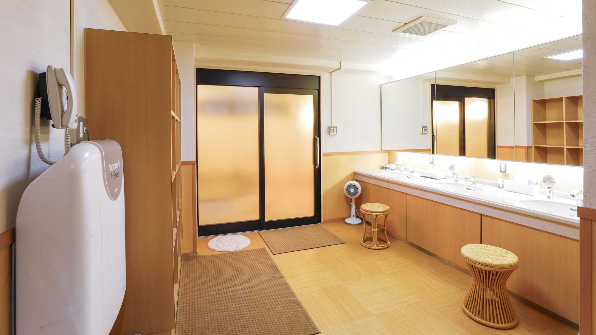 【ひょうご共済会館】大浴場｜脱衣室