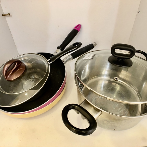 調理道具完備（フライパン、鍋）