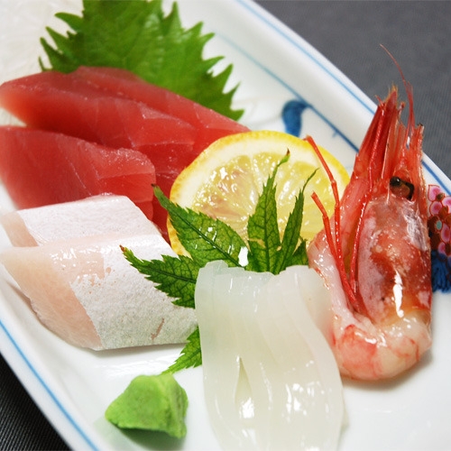 迷ったら定番★名物・金目鯛の煮付け＆旬の磯料理と和朝食！駿河湾を望む天然温泉を満喫