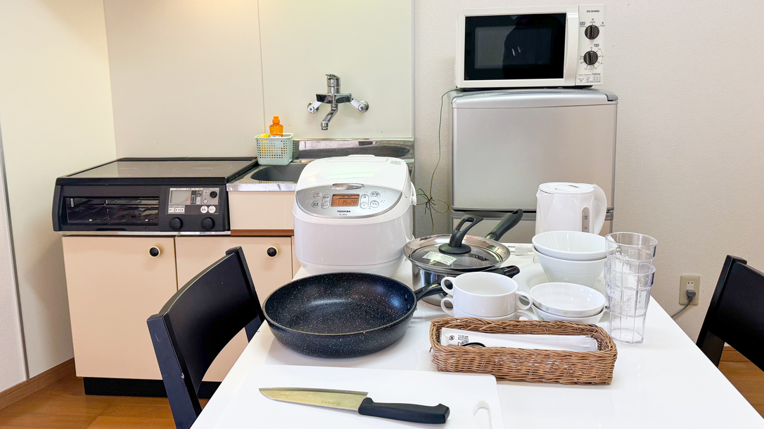 【愛犬同伴専用プラン｜自炊OK】ワンちゃん2頭まで同伴無料！客室キッチンに調理器具完備♪（素泊まり）