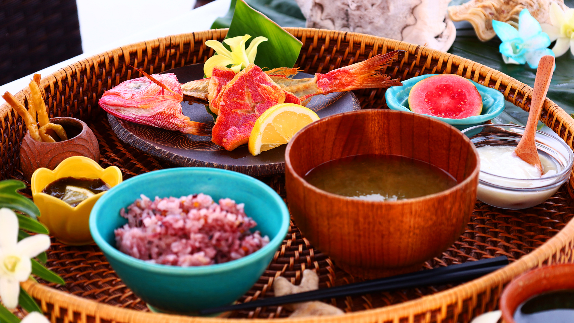体の内側から綺麗に、健康にサポートをしてくれるお食事をお作りいたします