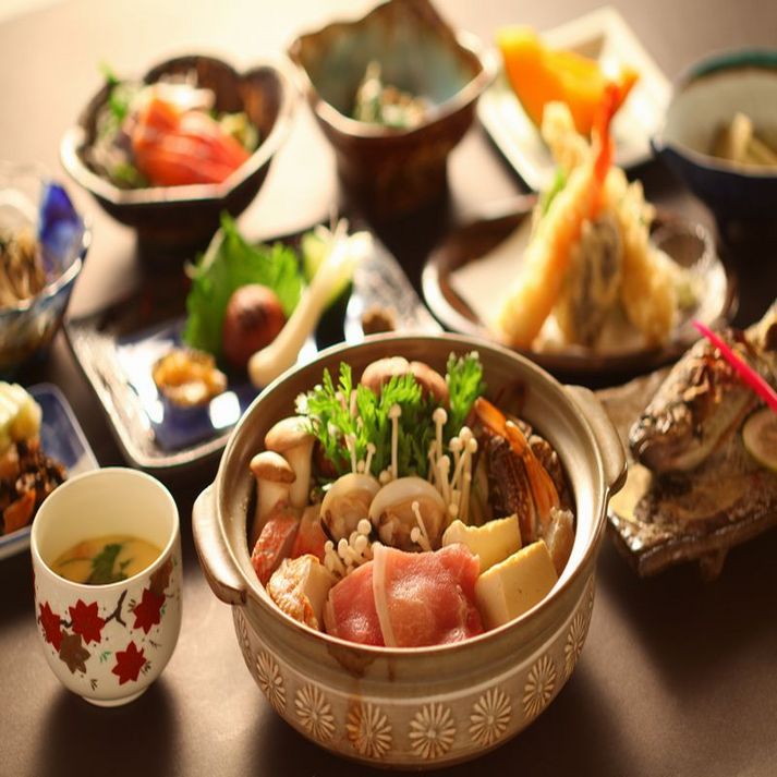 Shinshu miso tailored mountain sea hot pot