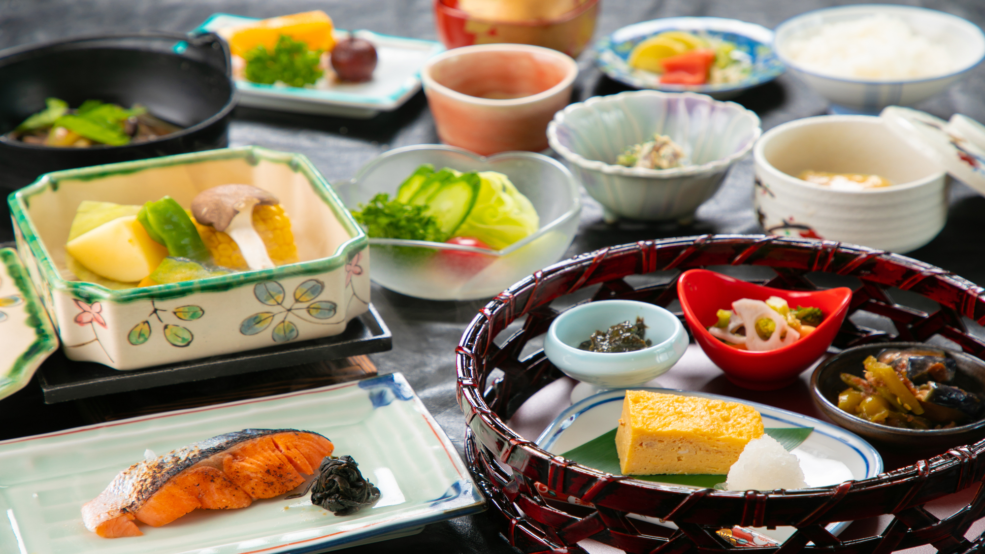 夕食メニュー一例