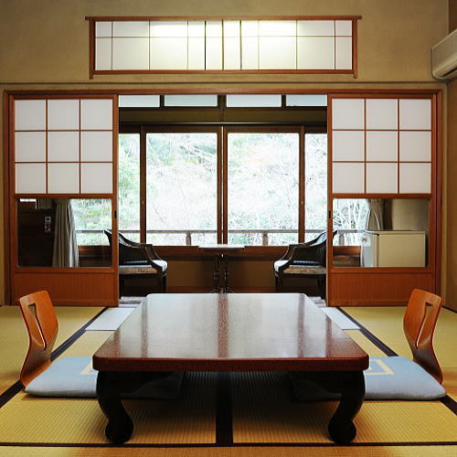 ■ Main building 10 tatami mats