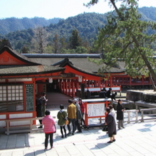 ■厳島神社 拝殿入口