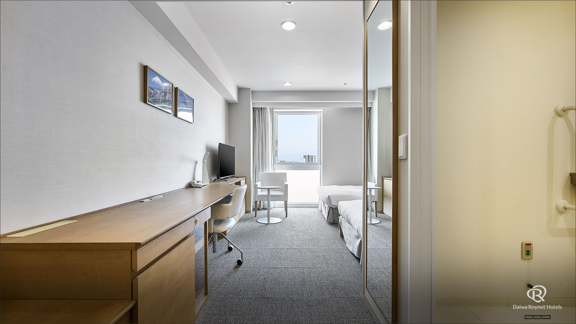 ユニバーサルツインルーム