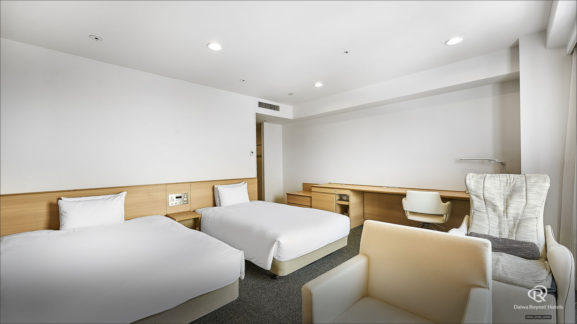 スタンダードツインルーム