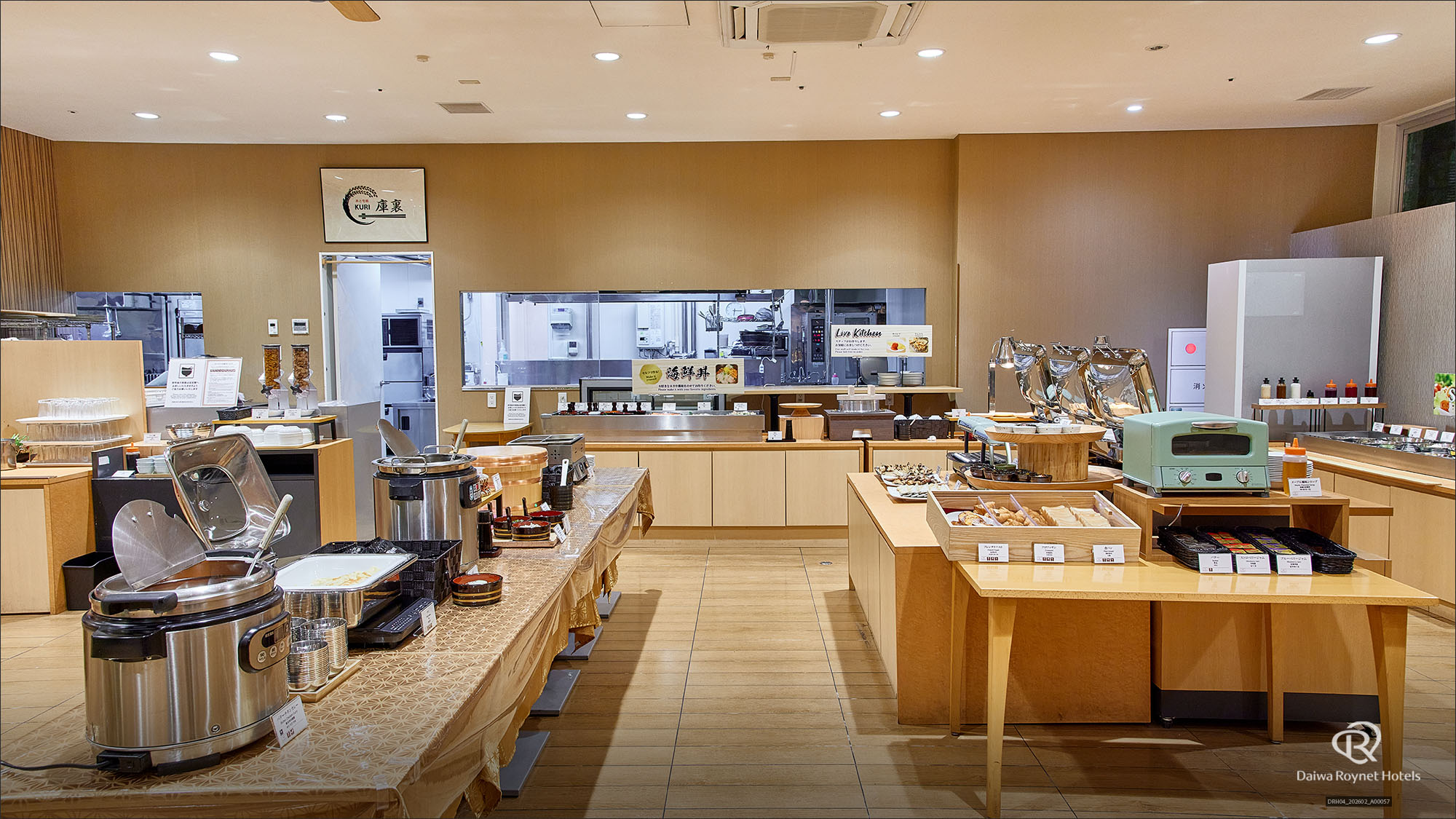 朝食会場　店内