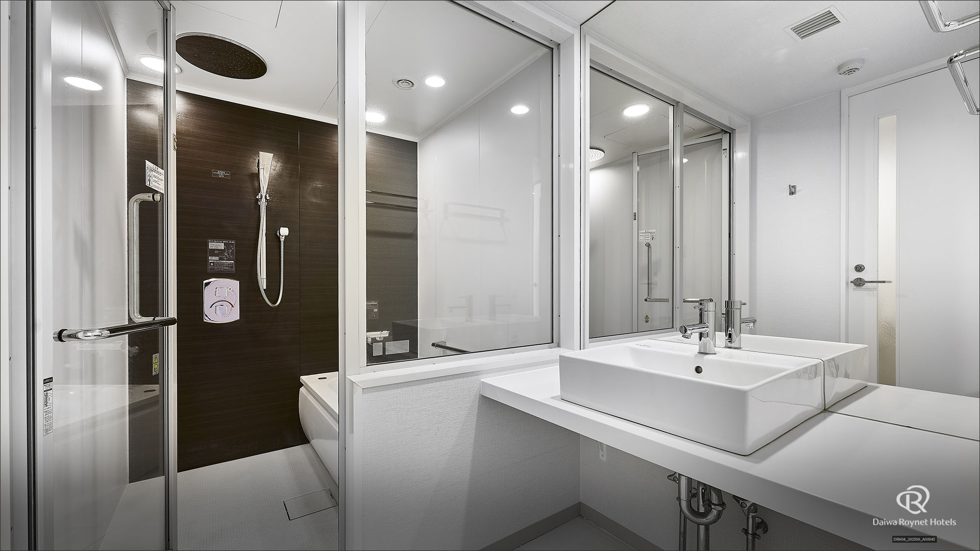 スーペリア・ハリウッド・スタンダードツインルーム（バスルーム）