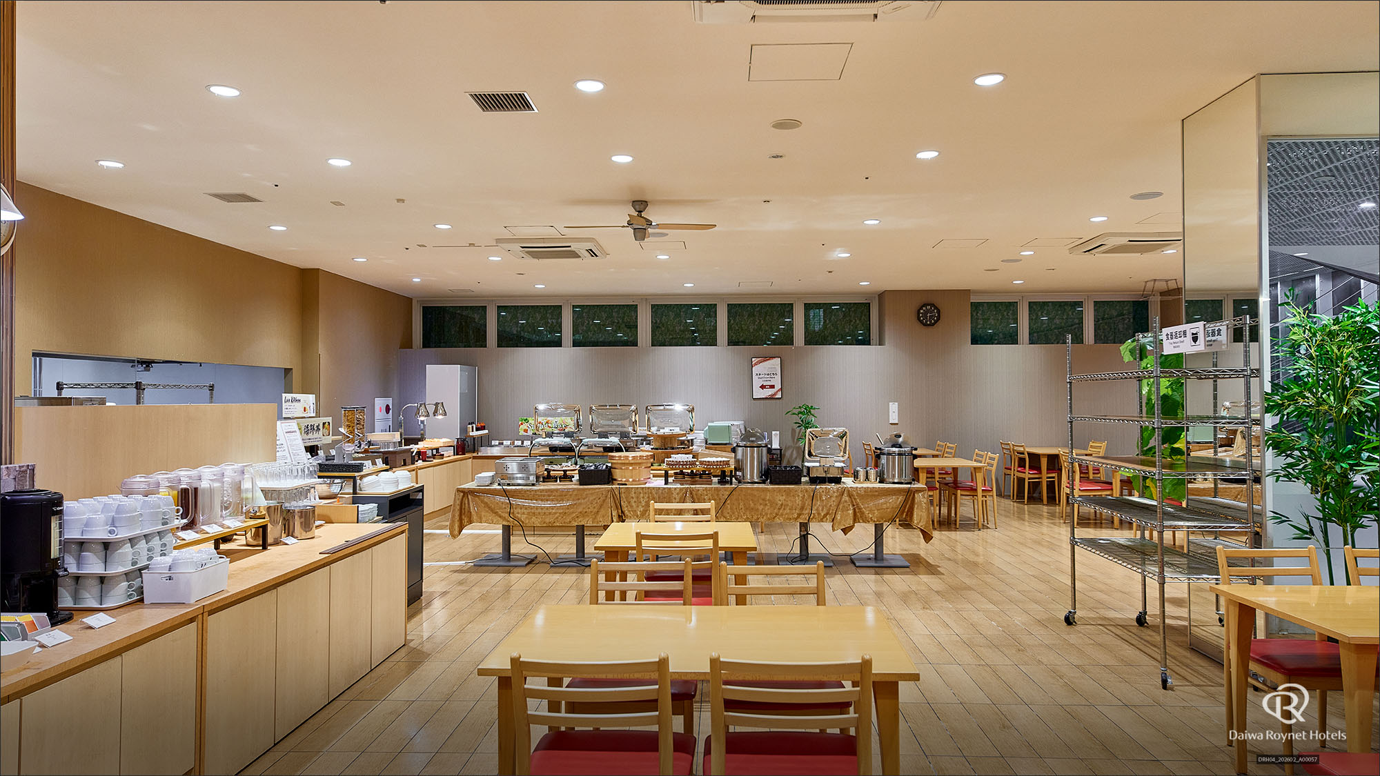 朝食会場　店内