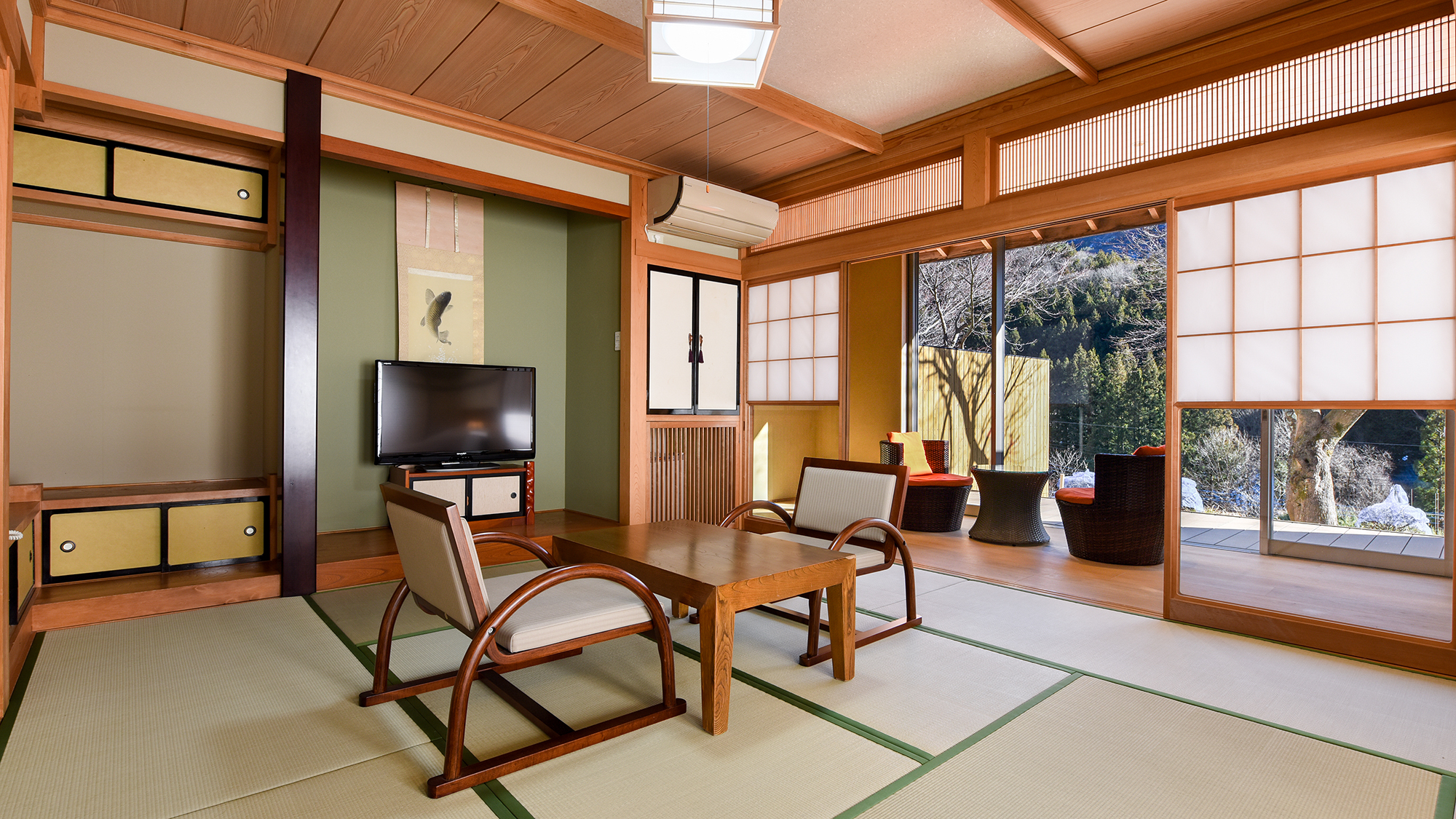 *和室二間そらの湯／8畳+12畳のゆったりした広さとなっております