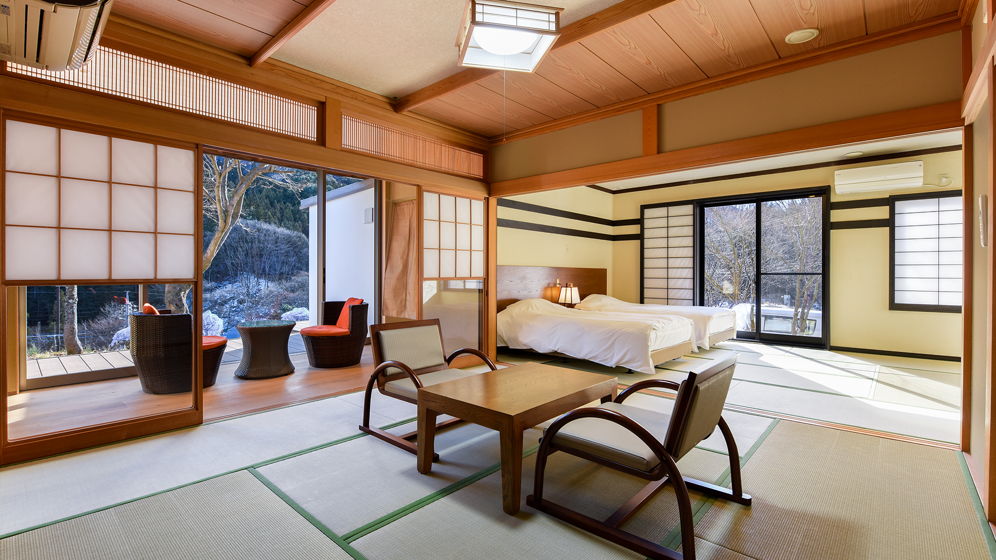 *和室二間そらの湯／8畳+12畳のゆったりした広さとなっております