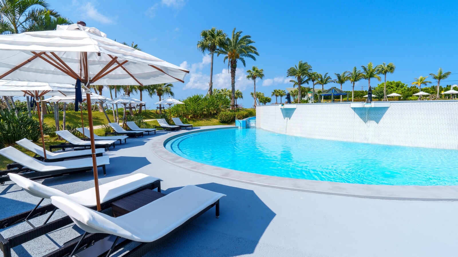 【2連泊以上／お子様半額】フクギ並木レンタサイクル付き★家族で楽しむリゾート満喫ステイ／夕朝食付