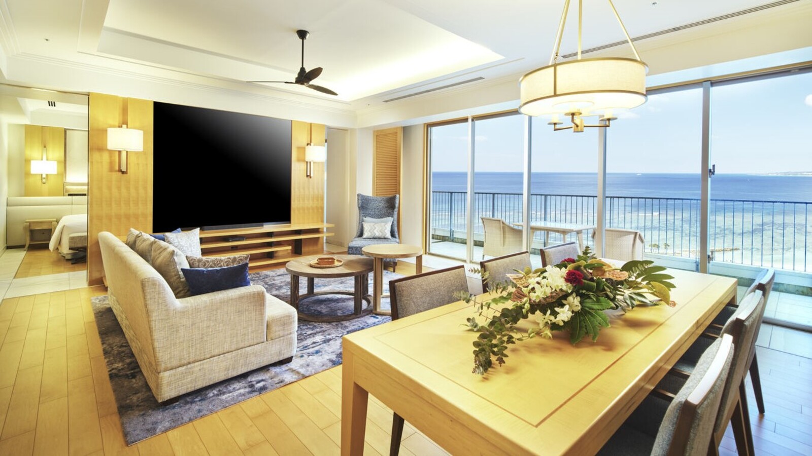 【客室内・ロイヤルスイート】