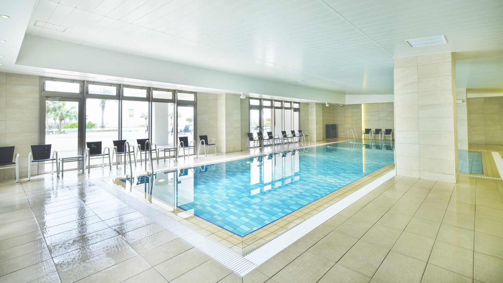 【プール・インドアプール】