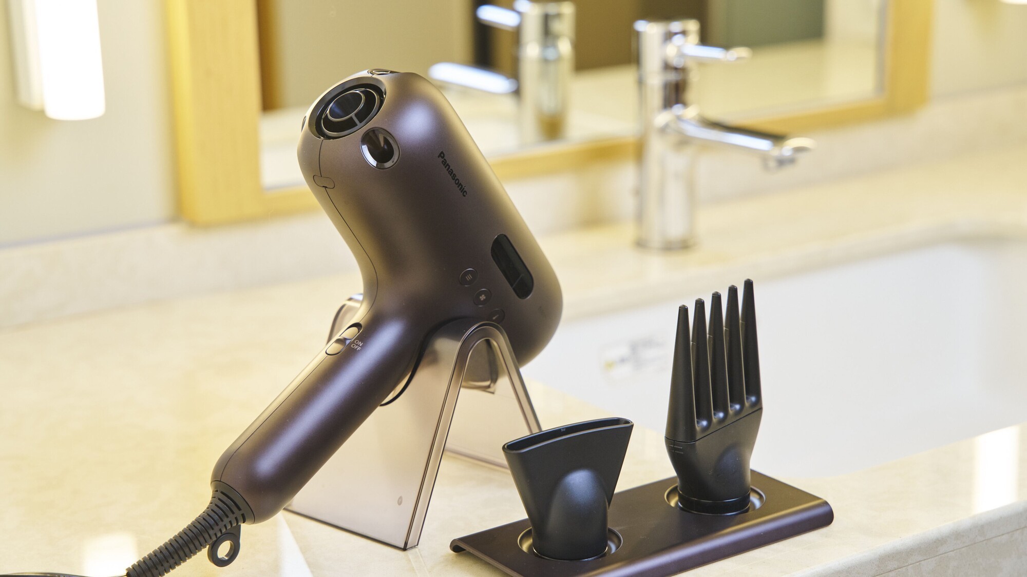 【ヘアードライヤー】nanocare ULTIMATE