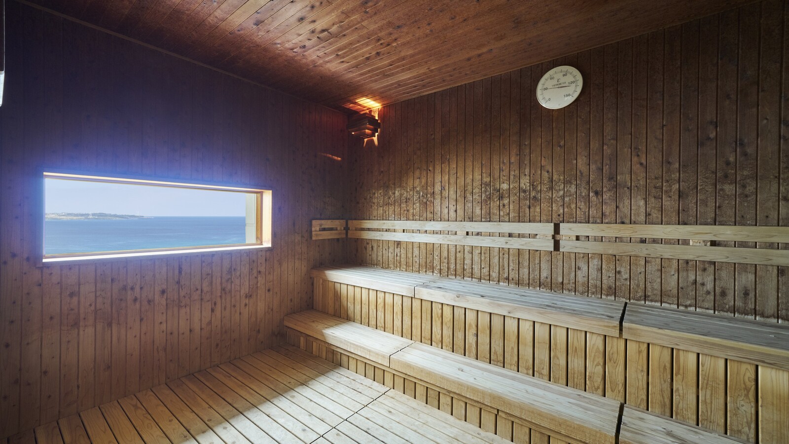 【ジュラ紀温泉　美ら海の湯・温泉】