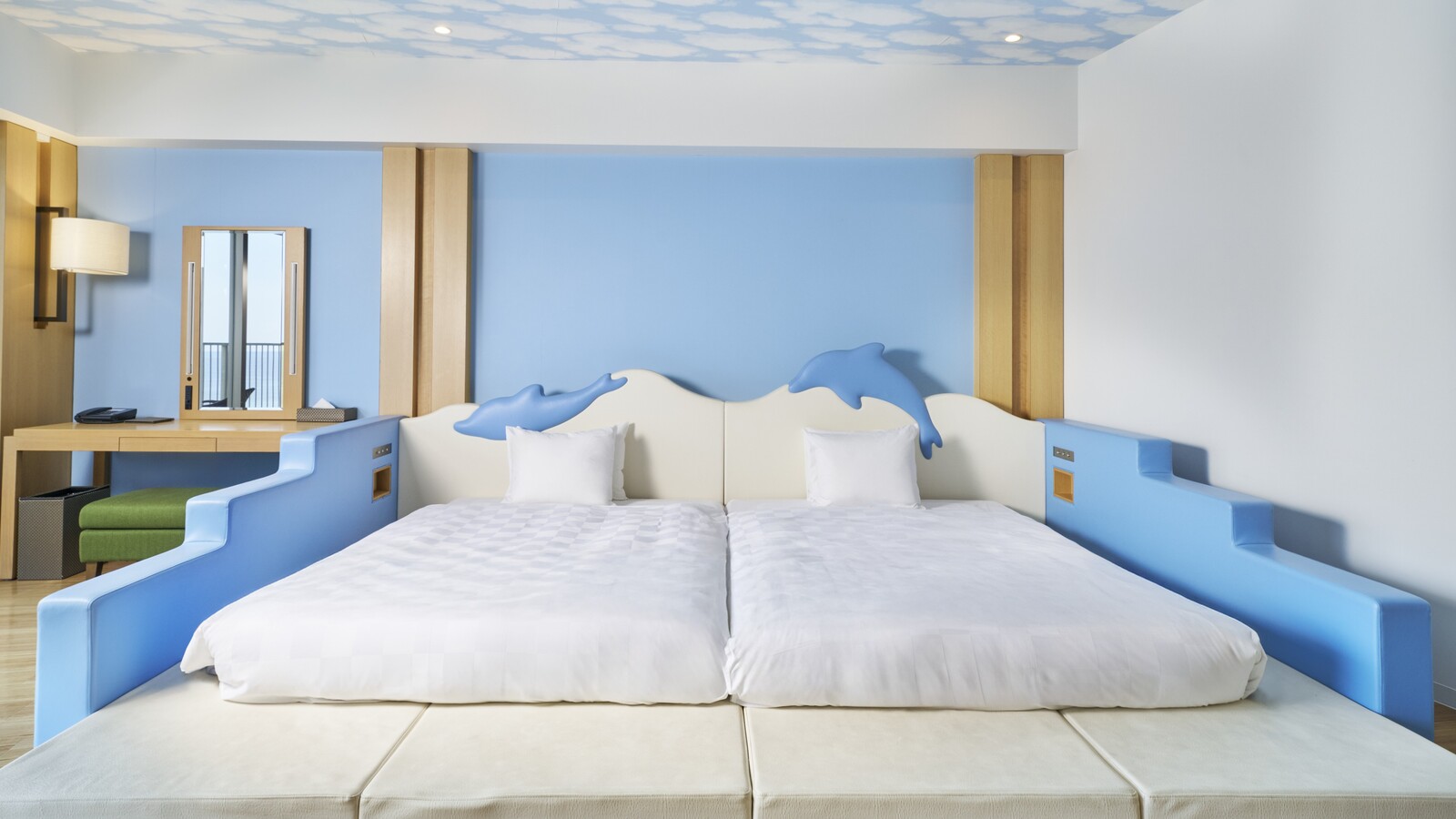 【イルカのお部屋・オーシャンキッズルーム】