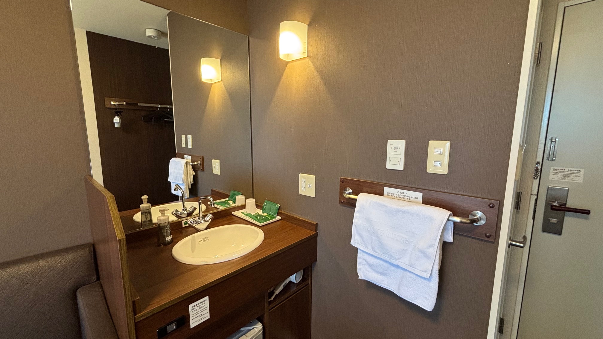 ユニットバス無しシングル　洗面台