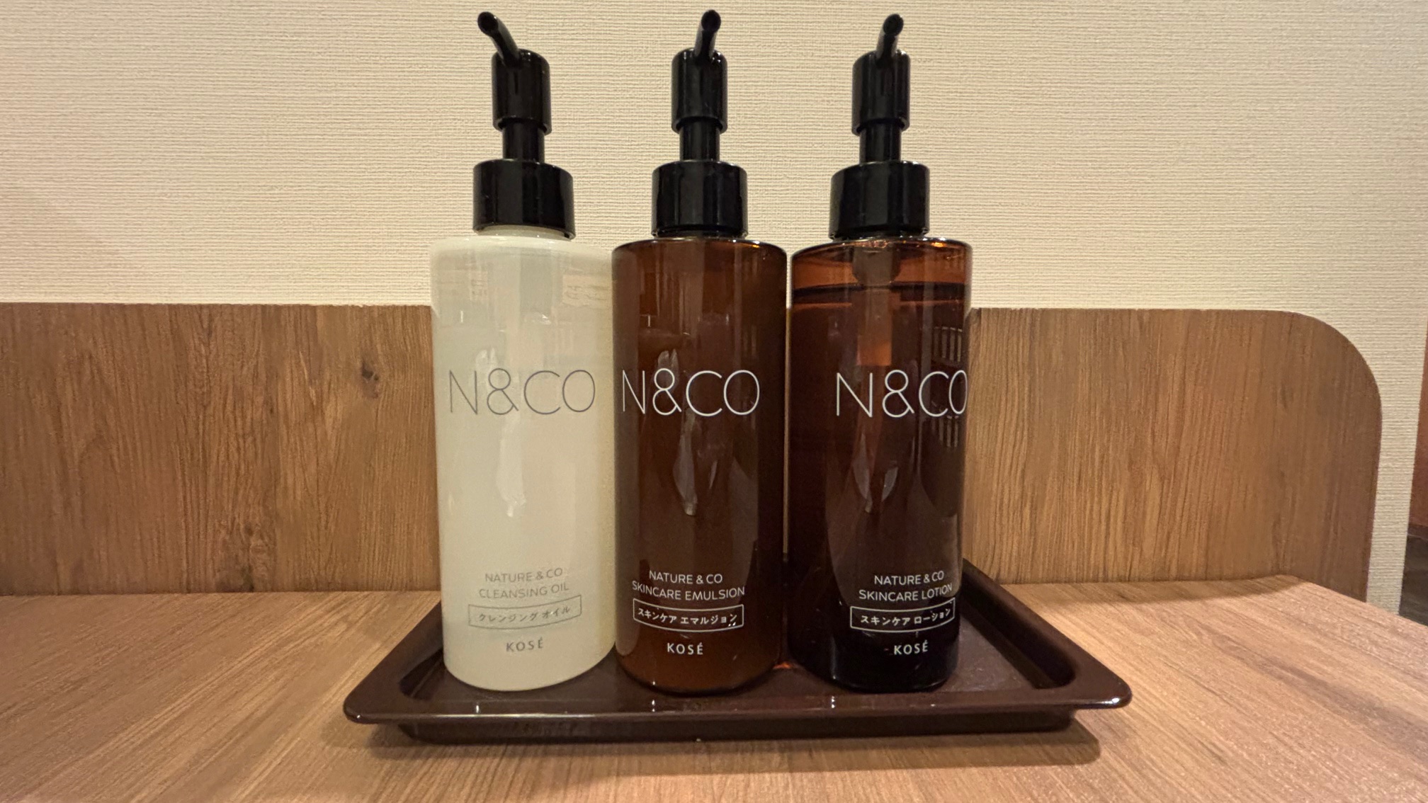 女性大浴場　スキンケア用品